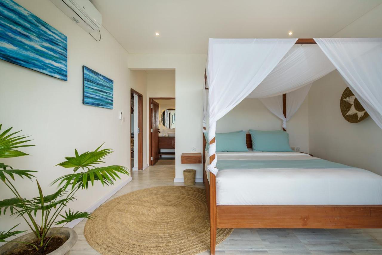 Villa Santosa Heights Kuta  エクステリア 写真